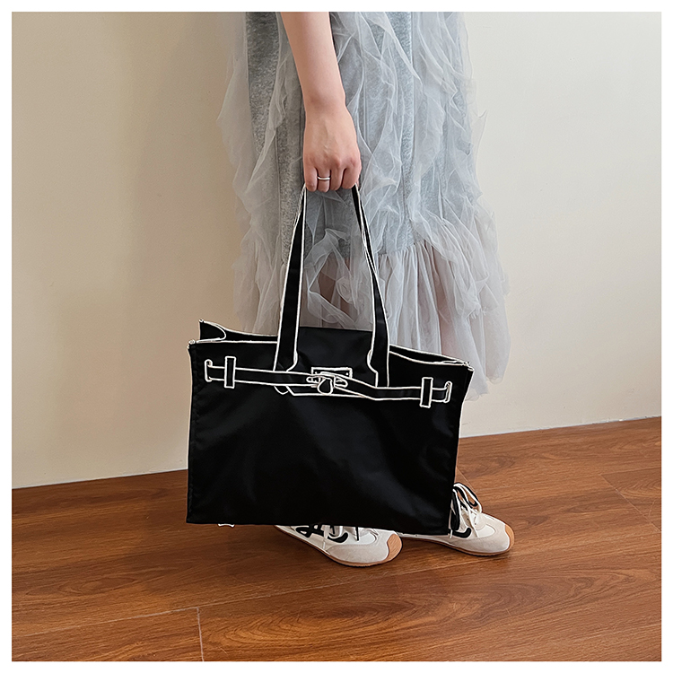 Komik Tasarımlı Hafif Naylon O - Canvas Tote Designer incelemesi ve fiyatı