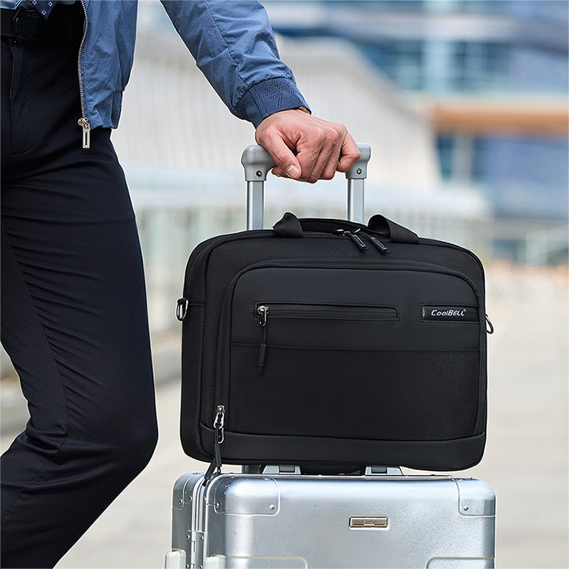 Erkekler İçin Evrak Çantaları  - Luxury Bags Office incelemesi ve fiyatı