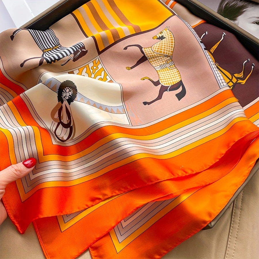 Lüks at desen ipek kare eşarp  - Luxury Bags Office incelemesi ve fiyatı