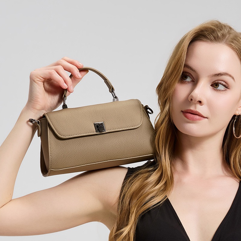 Kadınlar için Minimalist Günlü - Luxury Bags Everyday incelemesi ve fiyatı