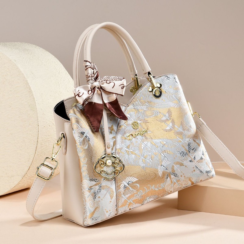 Tatil Hediyesi Lüks Ulusal Tar - Luxury Bags Levels incelemesi ve fiyatı
