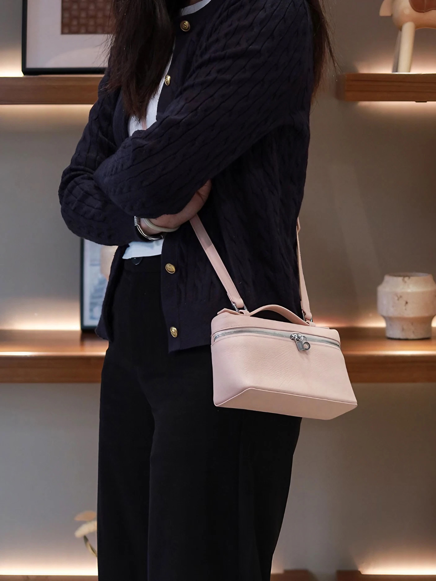 MENDY Omuz Çantaları Küçük Çan - Luxury Bags Jacquemus incelemesi ve fiyatı