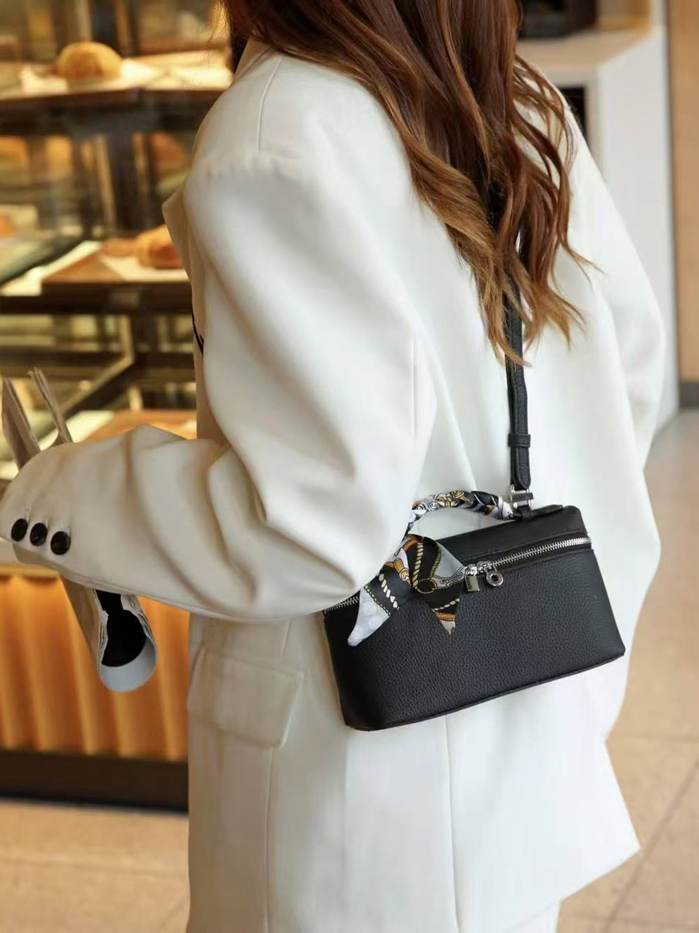 MENDY Omuz Çantaları Küçük Çan - Luxury Bags Jacquemus incelemesi ve fiyatı
