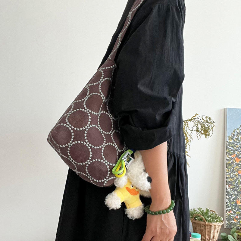 Japon Tarzı Kova Çantalar Kadı - Luxury Bags In Japan incelemesi ve fiyatı